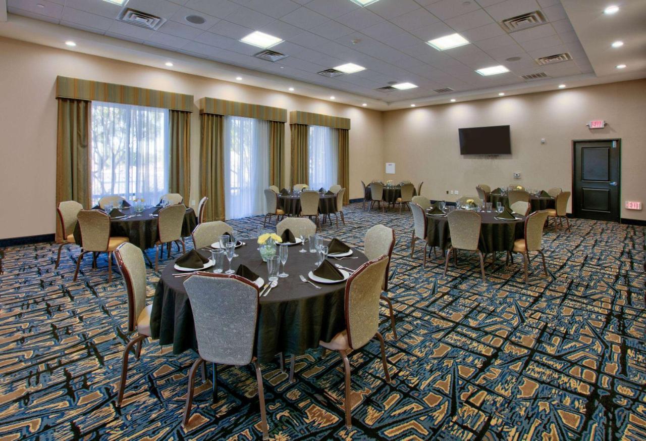 La Quinta Inn & Suites By Wyndham Lubbock Southwest Luaran gambar